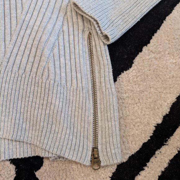 Abercrombie & Fitch grey cable knit sweater with zipper size M - Picture 5 of 6